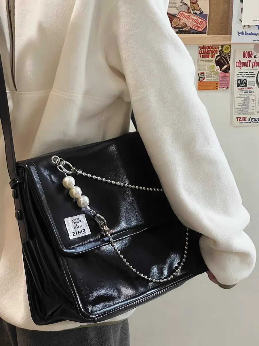 Miyagawa 2024 Pearl Chain Soft Leather Tote Bag Large Capacity Fashion Versatile One Shoulder Oblique Straddle Bag Commuter Bag