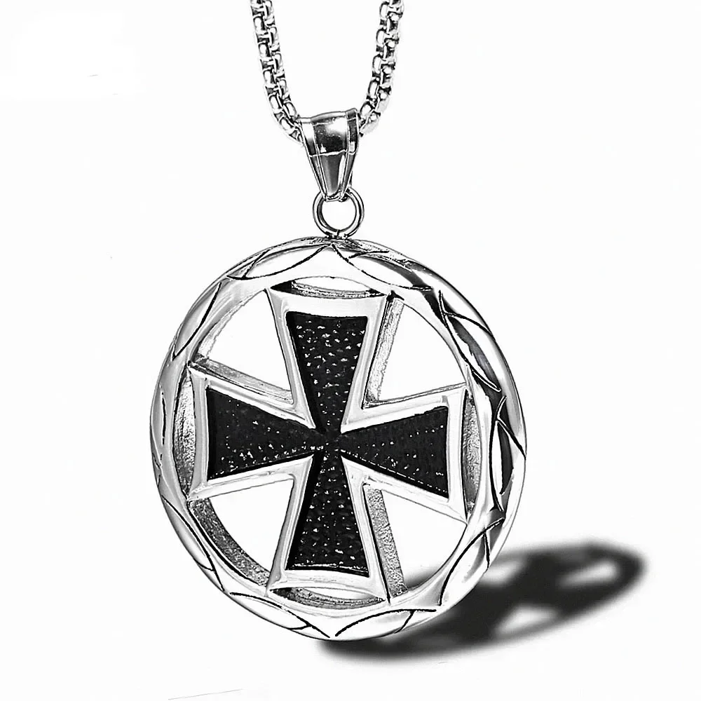 New Cross Knights Templar Necklace Round Pendant for Men Boy German Stainless Steel Military Necklaces Male Jewelry