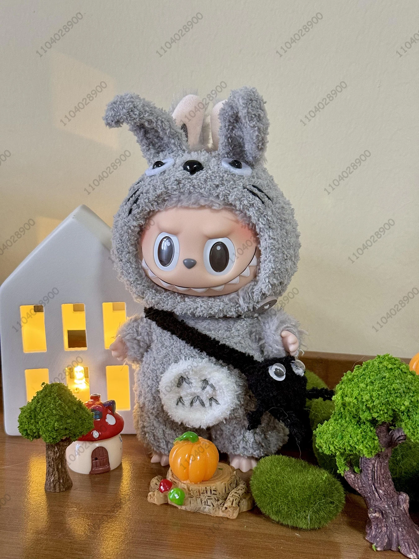 Labubu le monstre dessin animé Totoro Costume vêtements vinyle poupée figurine 1:1 réplique sac charme sac pendentif cadeau