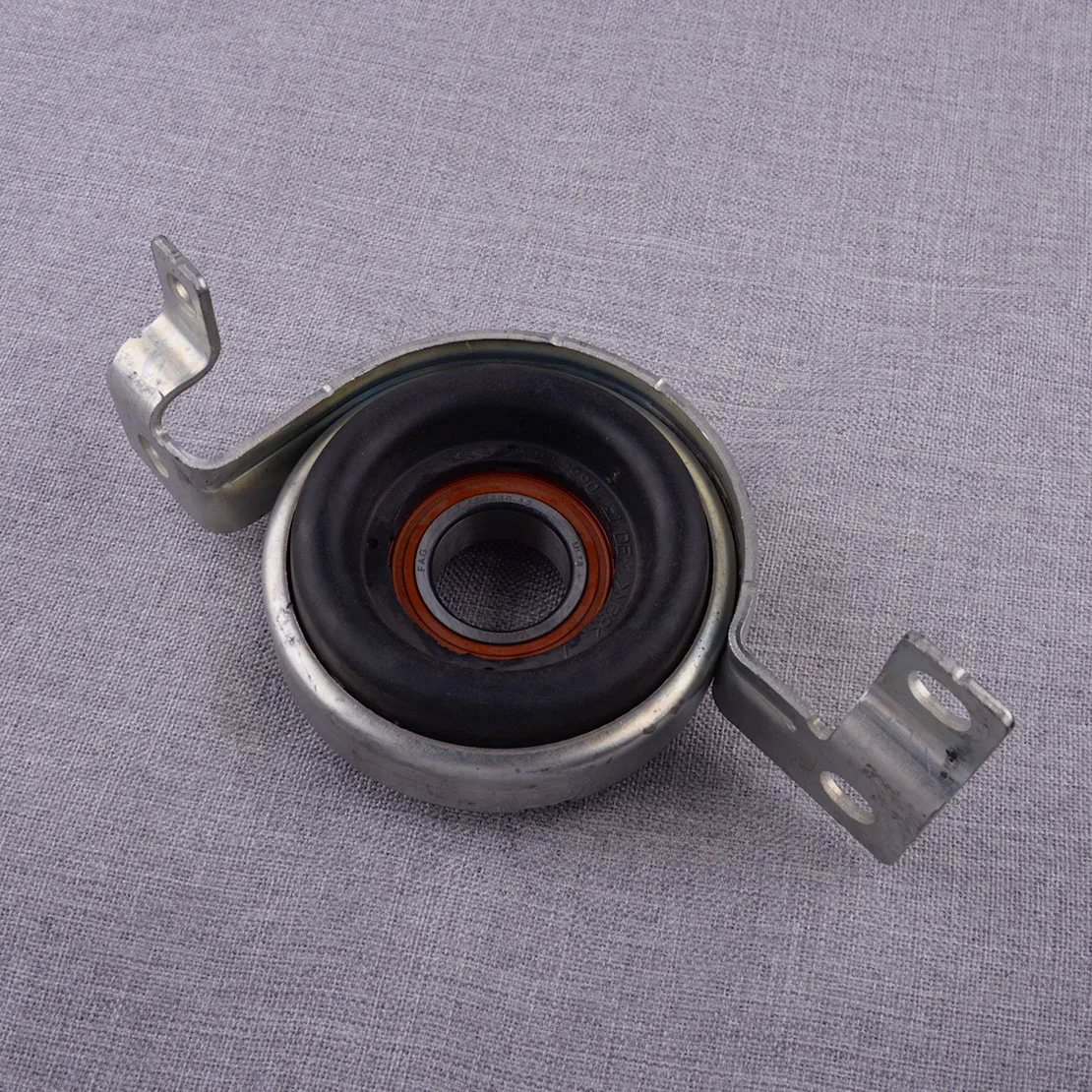 

68242641 52123612 Центральный опорный подшипник переднего карданного вала, подходит для Jeep Cherokee Chrysler 200 AWD Auto