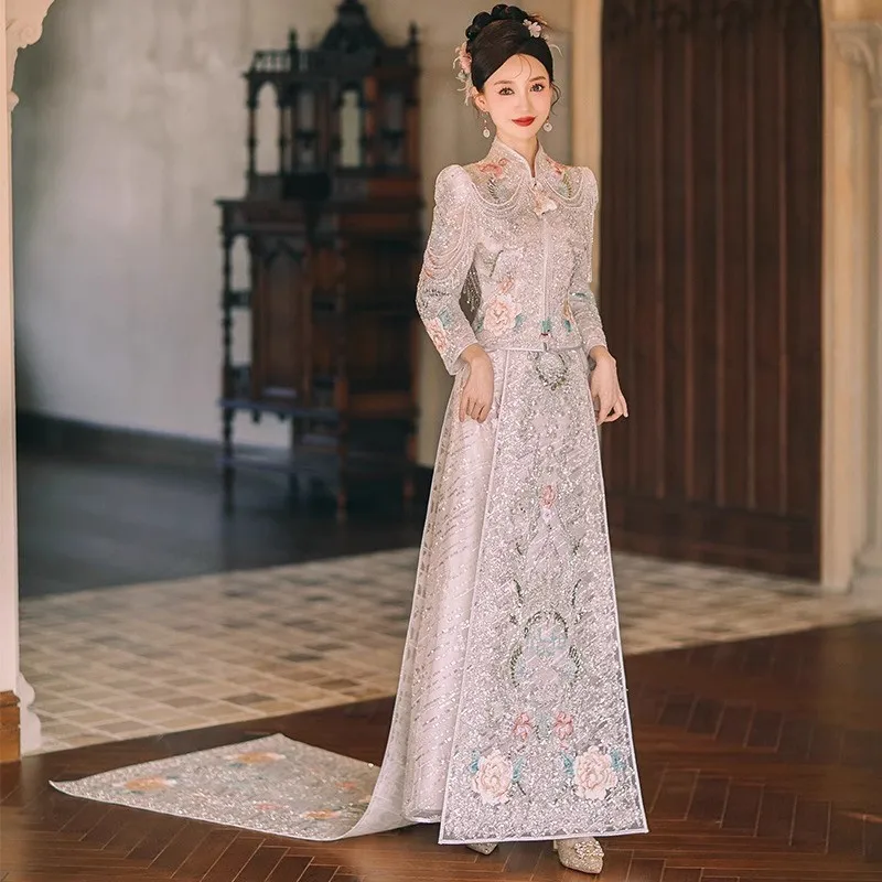 Gaun pesta kecil bergaya Cina dari Heavy Industry