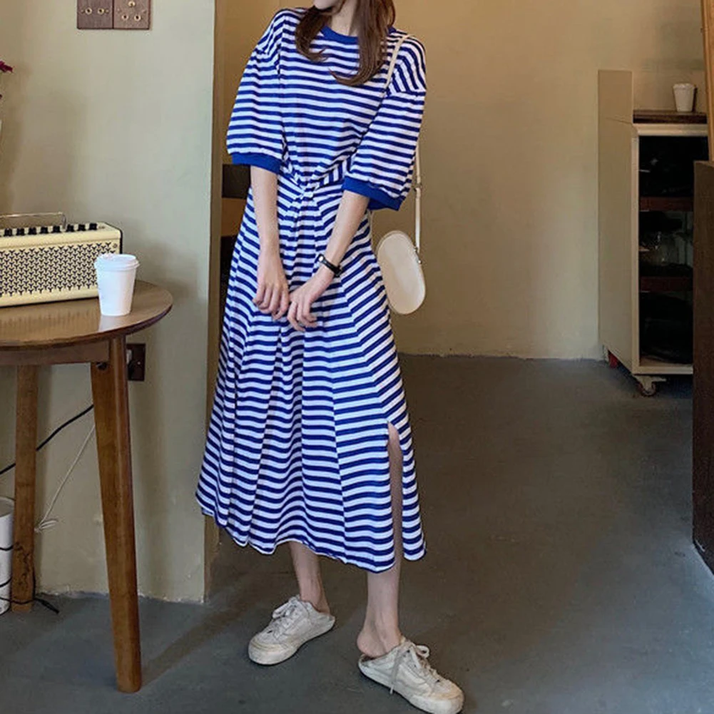 เสื้อยืดลายทางแขนสั้นลำลองสำหรับผู้หญิงช่วงฤดูร้อน ทรงหลวม กระโปรงแขนเสื้อ เสื้อคลุมด้านนอก เสื้อยืด ใยโพลีเอสเตอร์