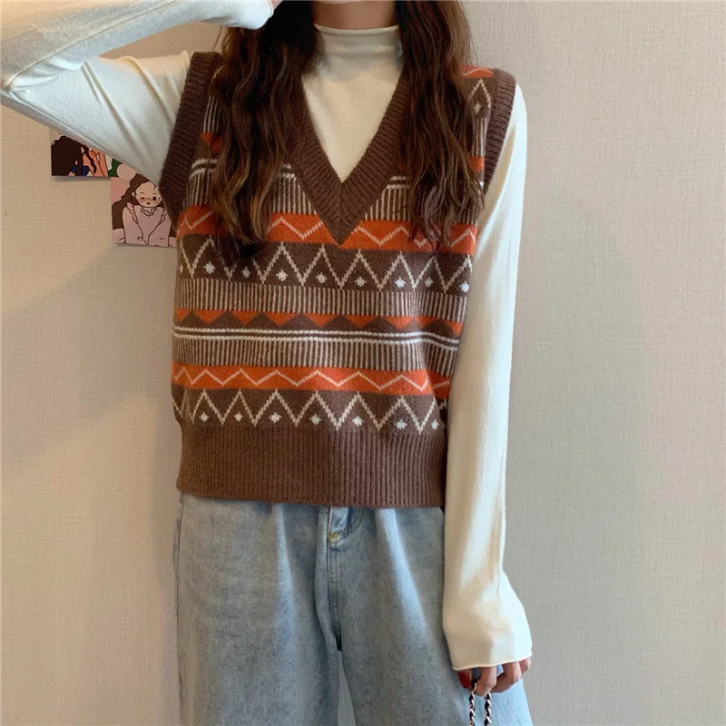 Knitted Sweater Women In The Autumn 2024 New Camisole Shoulder Striped Layered Top, Small Vest For ExtErnal Wear