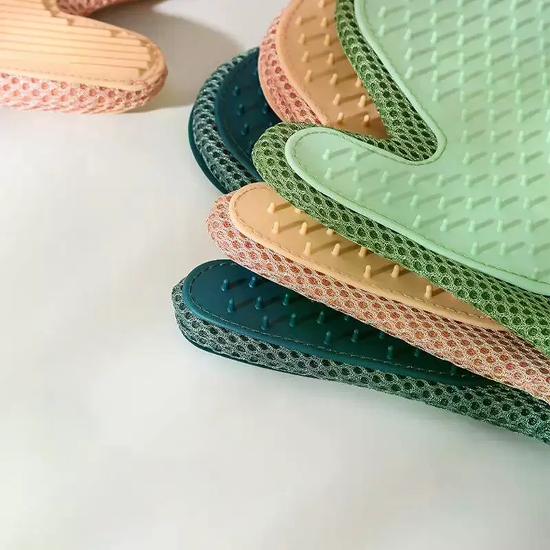 1Pcs Cat Hair Removal Gloves Pet Beauty Cleaning Brush Plastic Durable Convenient Cat/Dog Massage Gloves Pet Hair Removal Tool