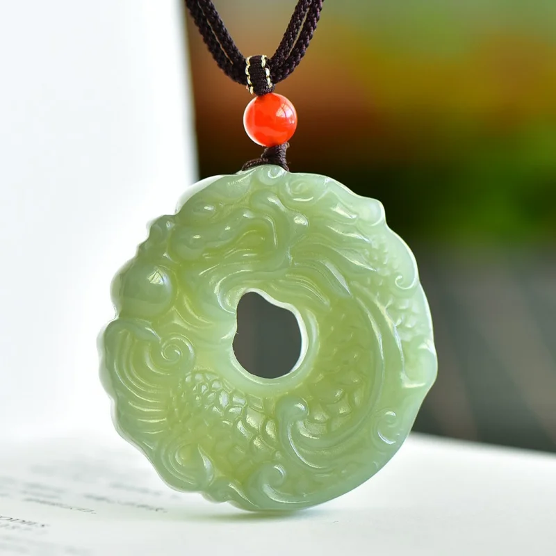 

Exquisite Hetian jade Qinghai material double-sided fish pendant, ethnic style, fashionable and versatile