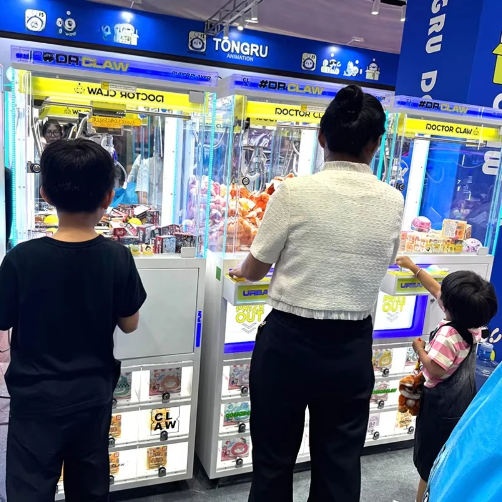 Coin And Bill Dual Compatible Crane Machine With Wide Voltage Design For Chain Shopping Mall Business
