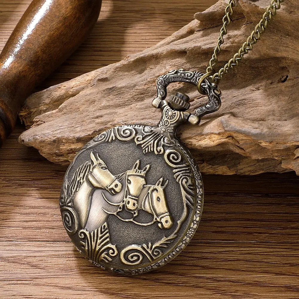 Карманные часы в античном стиле на цепочке из металлического сплава