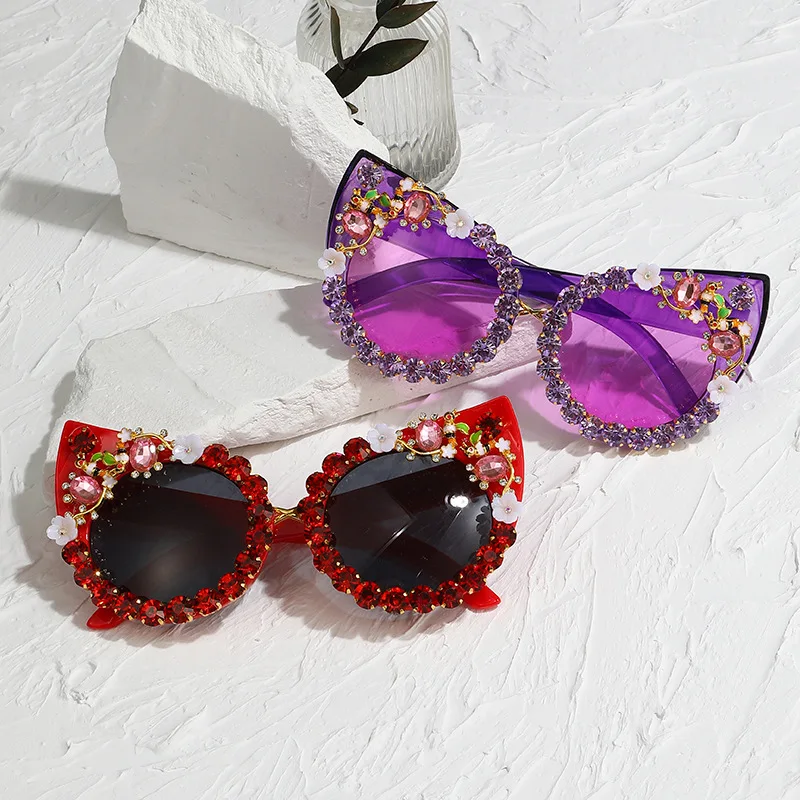 Flowers Bling Rhinestone Decoration Women Luxury Designer Sunglasses Fashion Cat Eye Big Frame Sun Glasses Oversized Eyeglasses