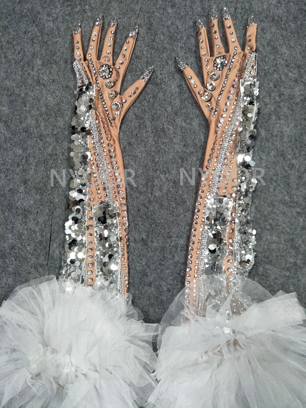 Fringed Rhinestone Gloves Zipper Mesh Dance Show Short Skirt Evening Dress Ball Robes Bal De Promo Robes De Soirée Haute Qualité