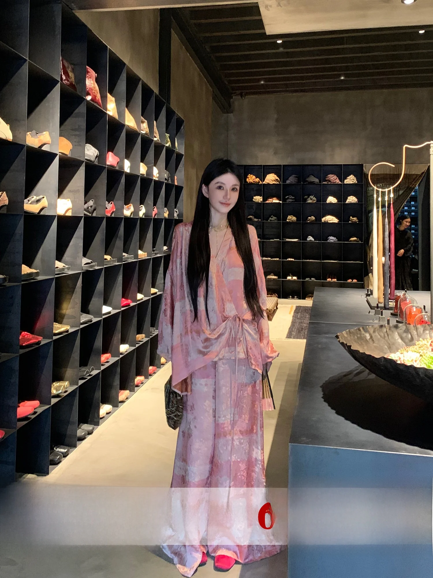 

New Chinese Sle Silk Outerwear Women's Wide Leg Pants Summer Faion Set V-Ne Long Sve Print Two-Piece Suit for Ages 35+