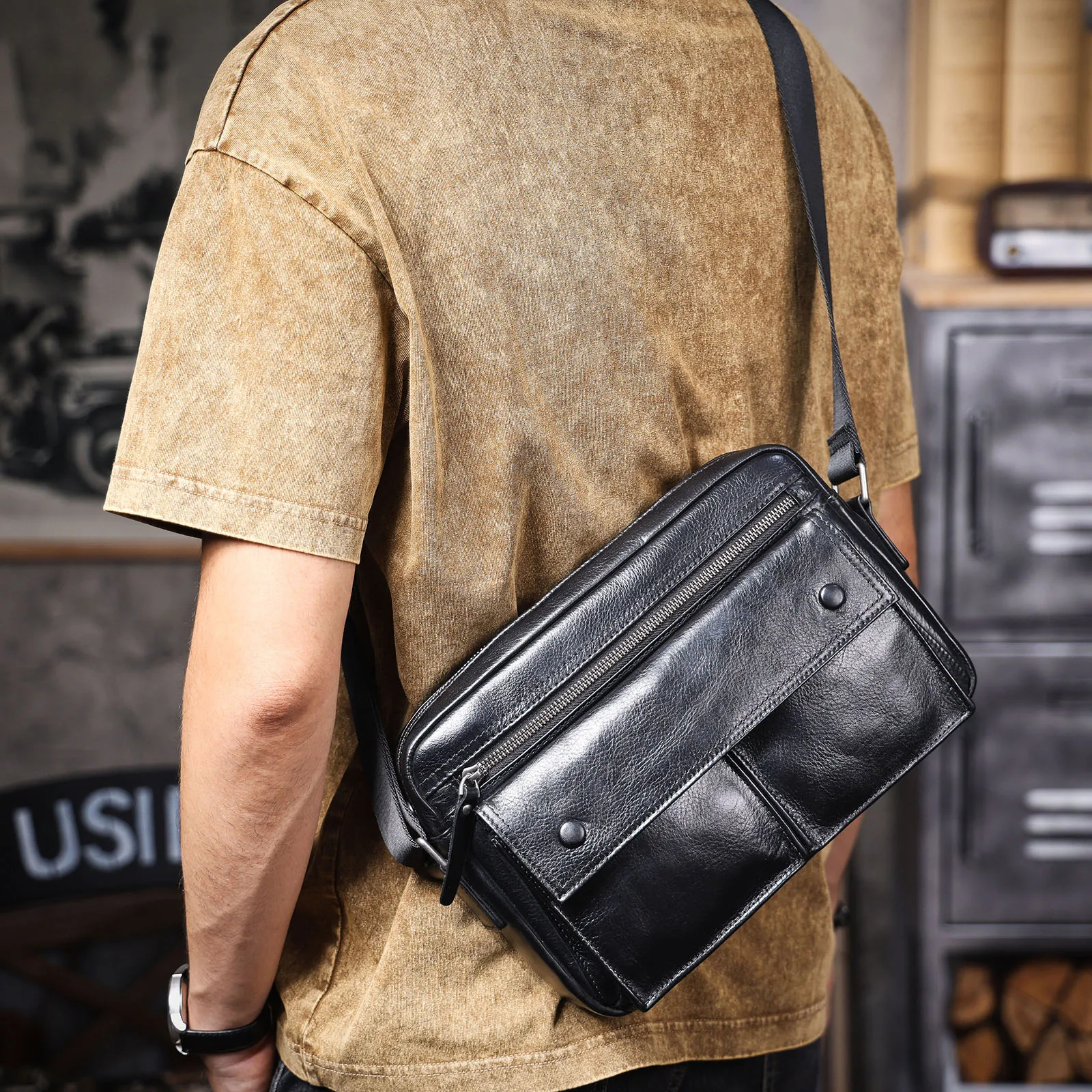 Echte Leder-Brusttasche für Herren, Casual-Umhängetasche aus Rindsleder, Modische Handyhülle, Pflanzlich gegerbtes, gerafftes Leder – Detail 4
