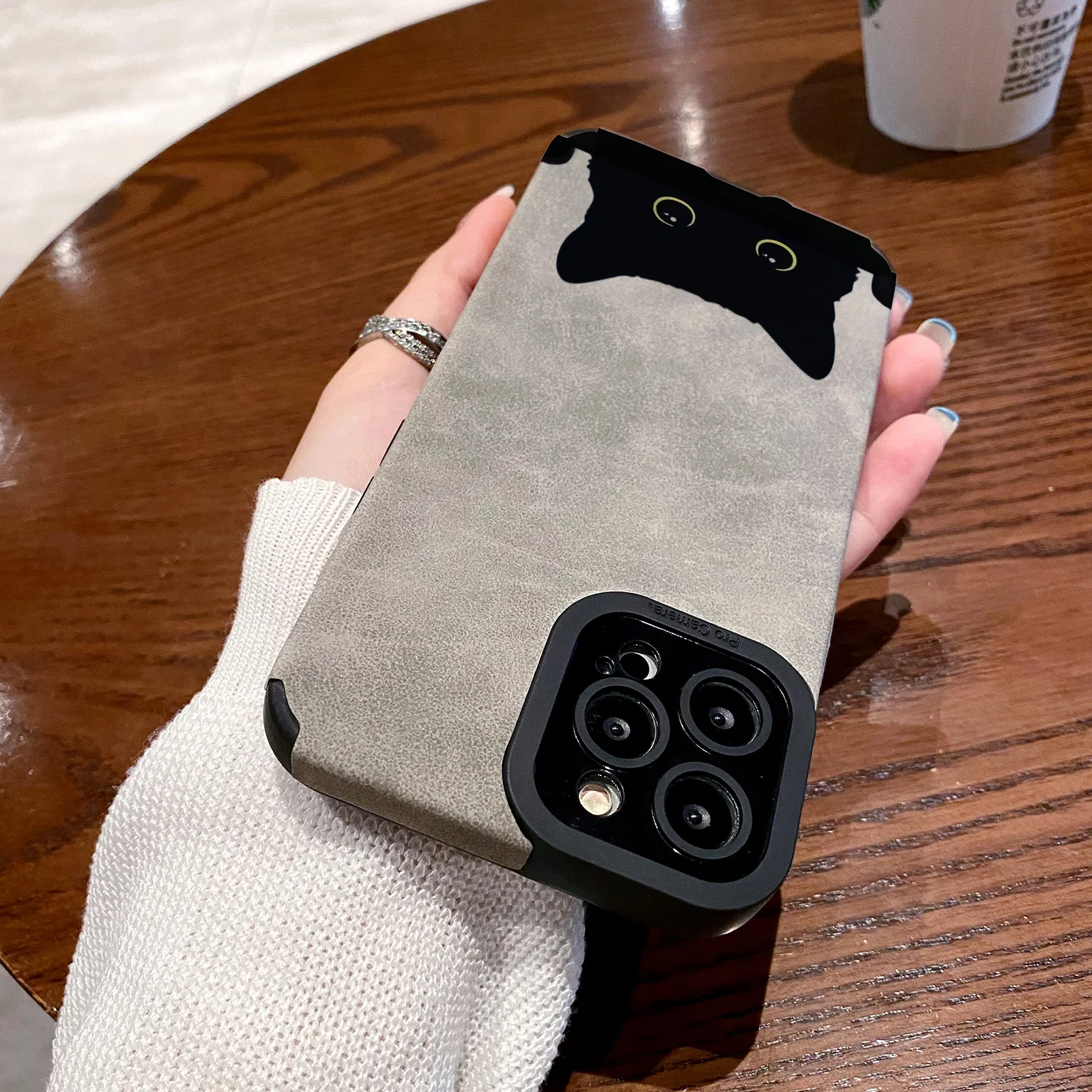 Luxtury Black Cat Leather Phone Case For iPhone 16 Case iPhone 16 15 14 13 12 11 Pro Max Case X XS XR 7 8 Plus SE Silicone Cover