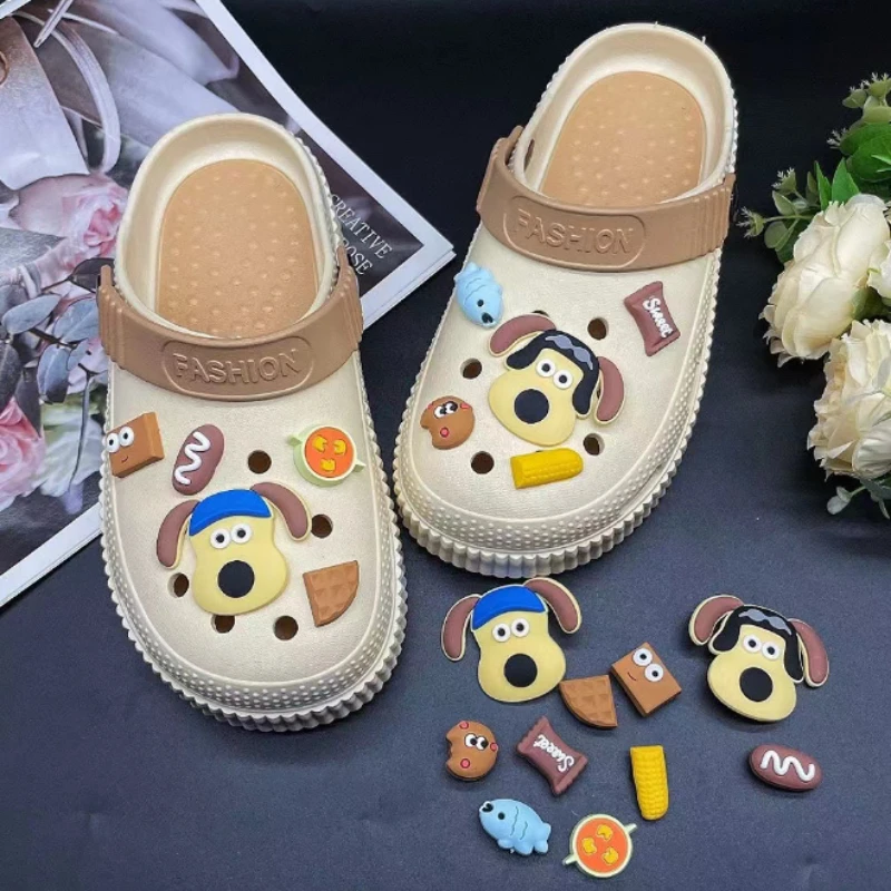 Dijes de zapatos de perro de dibujos animados creativos DIY, zuecos, sandalias, decoraciones de zapatos de jardín, juego de dijes, accesorios, regalos para niños