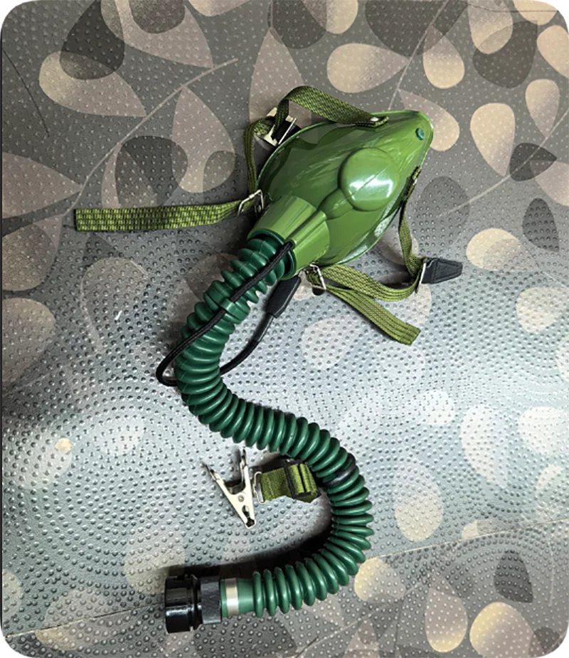 outdoor-flight-oxygen-mask-aviation-flight-helmet-oxygen-mask-can-be-changed-to-dust-mask
