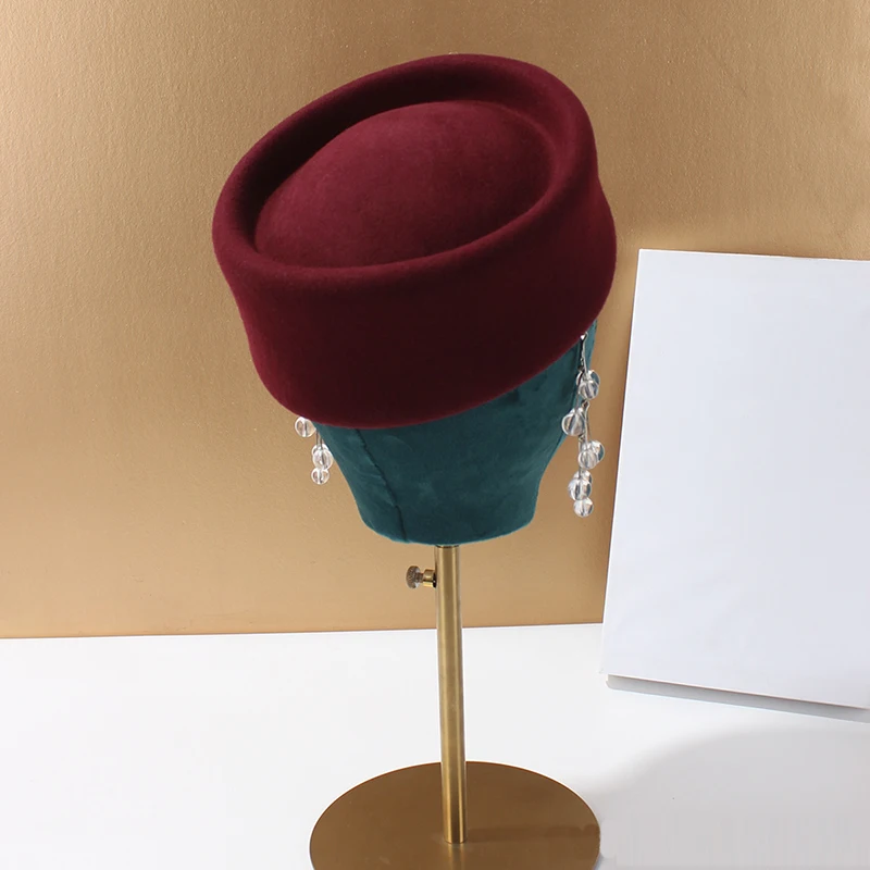 Britische Retro-Aristokratische Mode-Stewardess-Mütze aus Wolle für Damen, elegante französische kleine 54 cm Miniatur-Mütze – Detail 19
