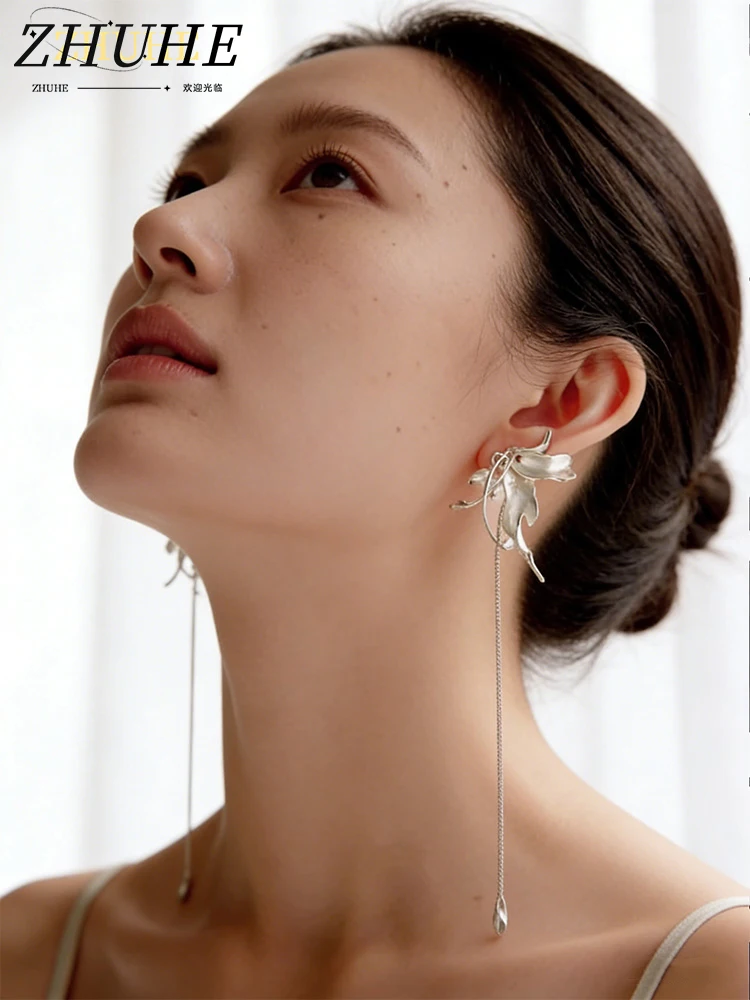 

Elegant Floral Dangle Earrings, Copper Material Jewelry Accessories, Suitable for Women and Men, Flowing Tassel Ear Decor, Sophi