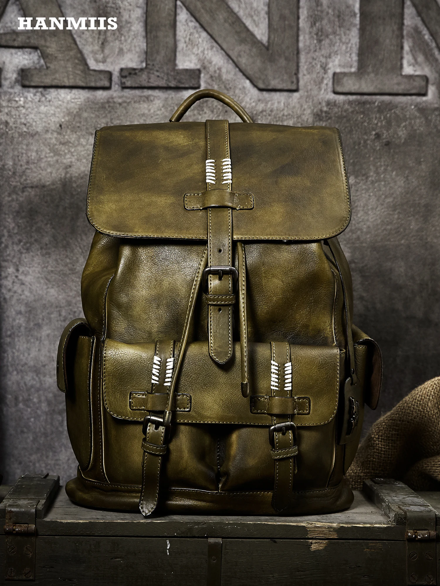 HANMIIS New Full-Grain Leather Large-Capacity Backpack & Travel Bag | Premium Men's Business Laptop Rucksack & Weekender Daypack