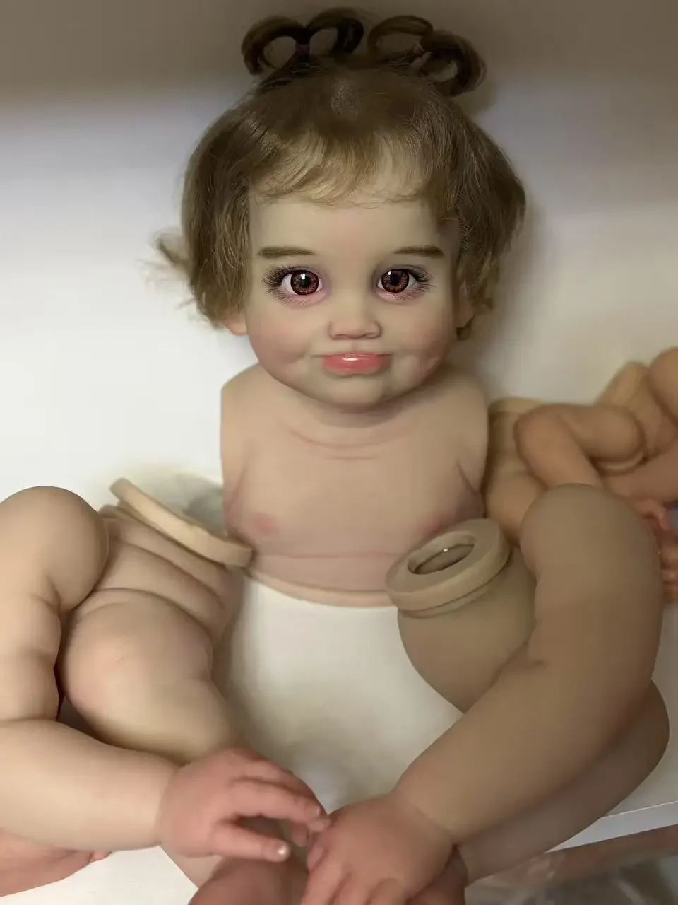 EGO, suministro limitado personalizado, 28 pulgadas, bebé Reborn Millicent con pelo enraizado a mano, pieza DIY con conectores