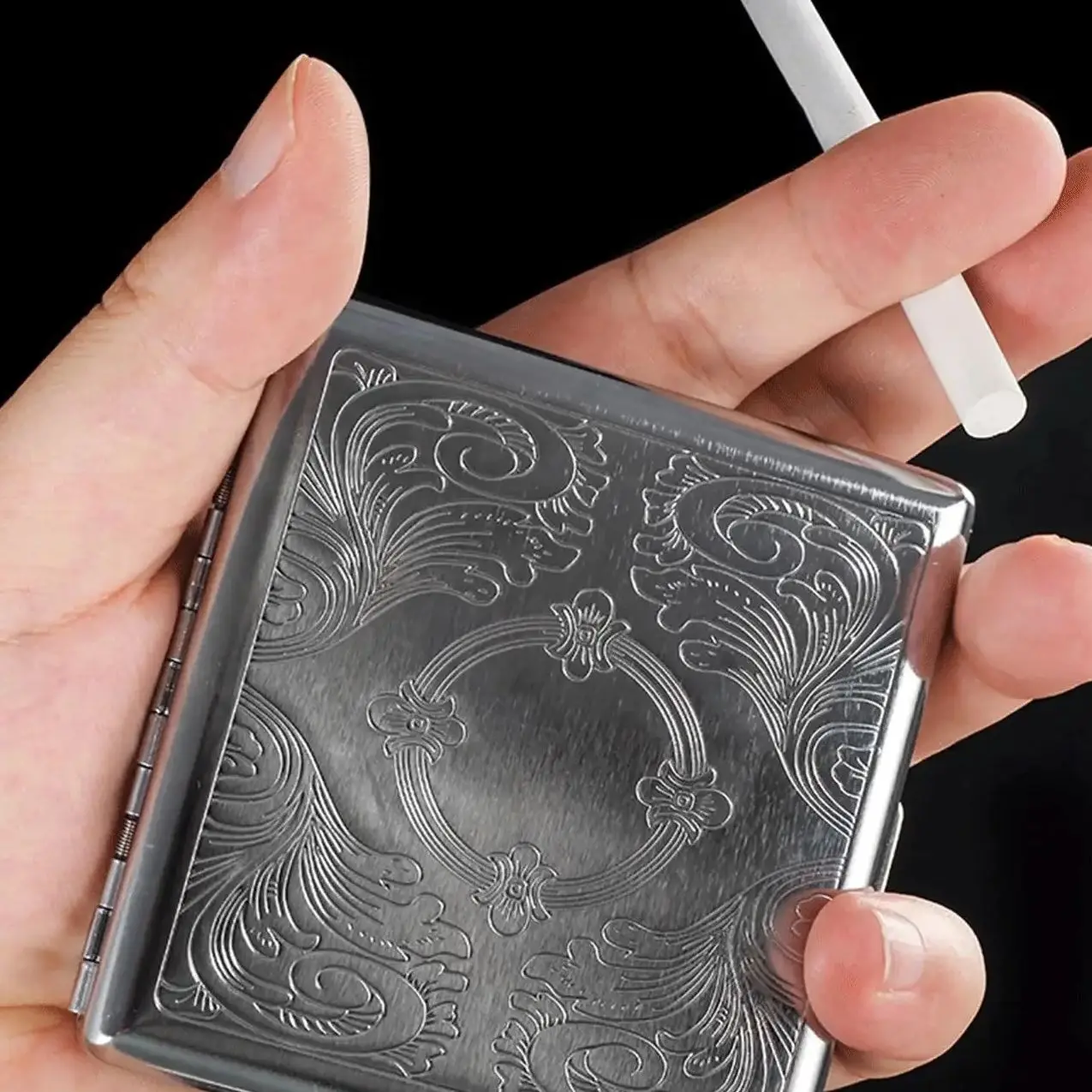 علبة سجائر معدنية محمولة من الفولاذ المقاوم للصدأ حافظة سجائر مزخرفة منقوشة صندوق تخزين سجائر أنيق 20 سجائر #5