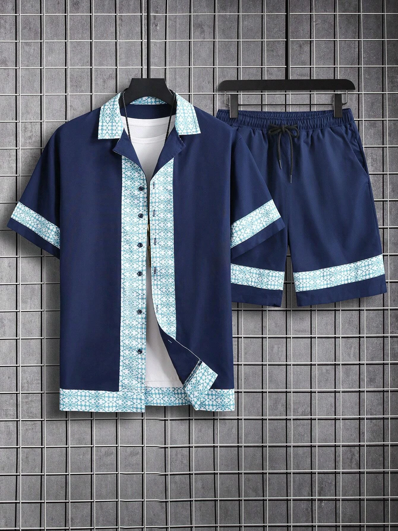 Conjunto de camisas de verano para hombre, traje Hawaiano de manga corta, pantalones cortos de playa de gran tamaño, estilo Vintage, a rayas simples