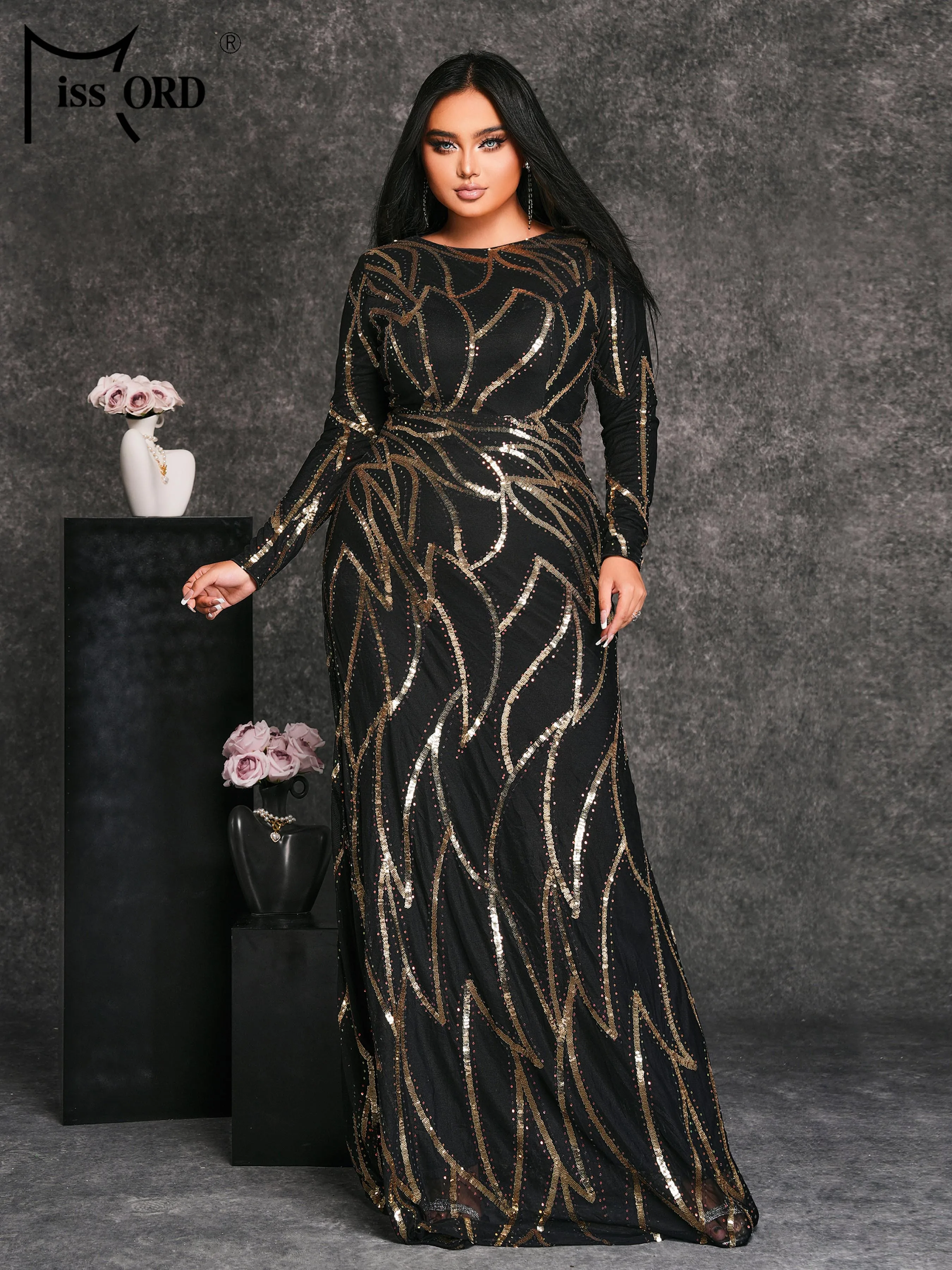 

Missord Plus Size Round Neck Long Sleeved Sequin Evening Chic Elegant Wedding Birthday Party Black Silver Formal Occasion Dress