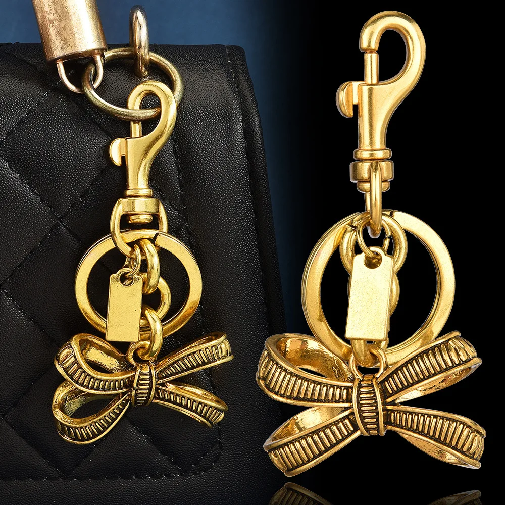Vintage Bow Car Keychain Gold and Silver Dual Color Exquisite Bag Decoration Accessories Small Gifts