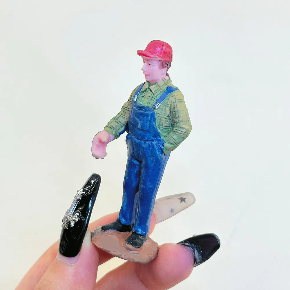 Christmas Village Mini Resin Figurines Winter Town People Snow Shovel Worker Micro Scene Decor