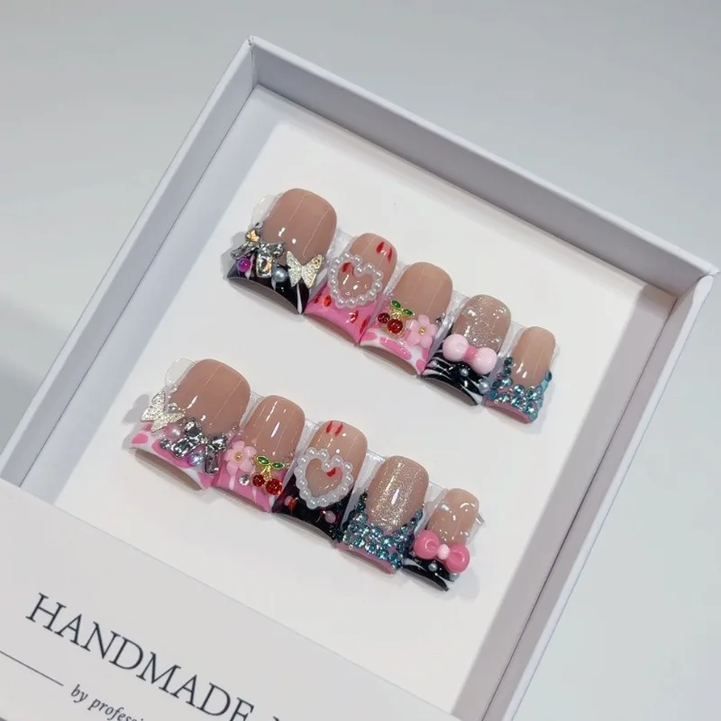 

10 шт., короткие квадратные накладные ногти телесного цвета с розовым бантом, блестящие бриллиантовые цветы, жемчуг, ручная работа, пресс для ногтей