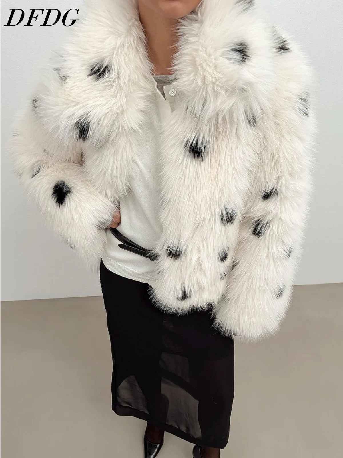DFDG Women 2026 Spotted Faux Fur Jacket Notched Collar Cropped Coat Fluffy Thick Warm Winter Fashion Party Outerwear Fur Coat