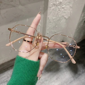 Classic Blue Light Block Women Glasses Fashion Metal Spring Folding Glasses prescription optics Glasses 6 Main Sales Grade Glass - №4