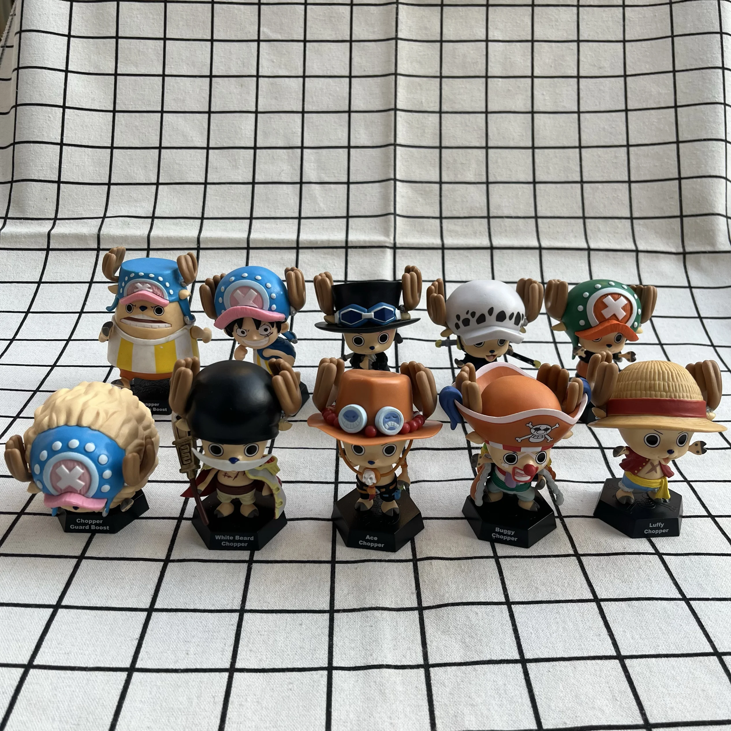Figuras de acción de One Piece Chopper Buggy Sabo Luffy, barba blanca, versión Q, muñeco Chopper, adorno de escritorio de dibujos animados, regalos coleccionables