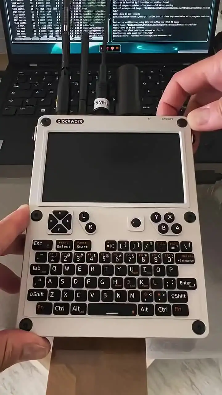 Комплект ClockworkPi uConsole для Raspberry Pi CM4/CM5 | AliExpress