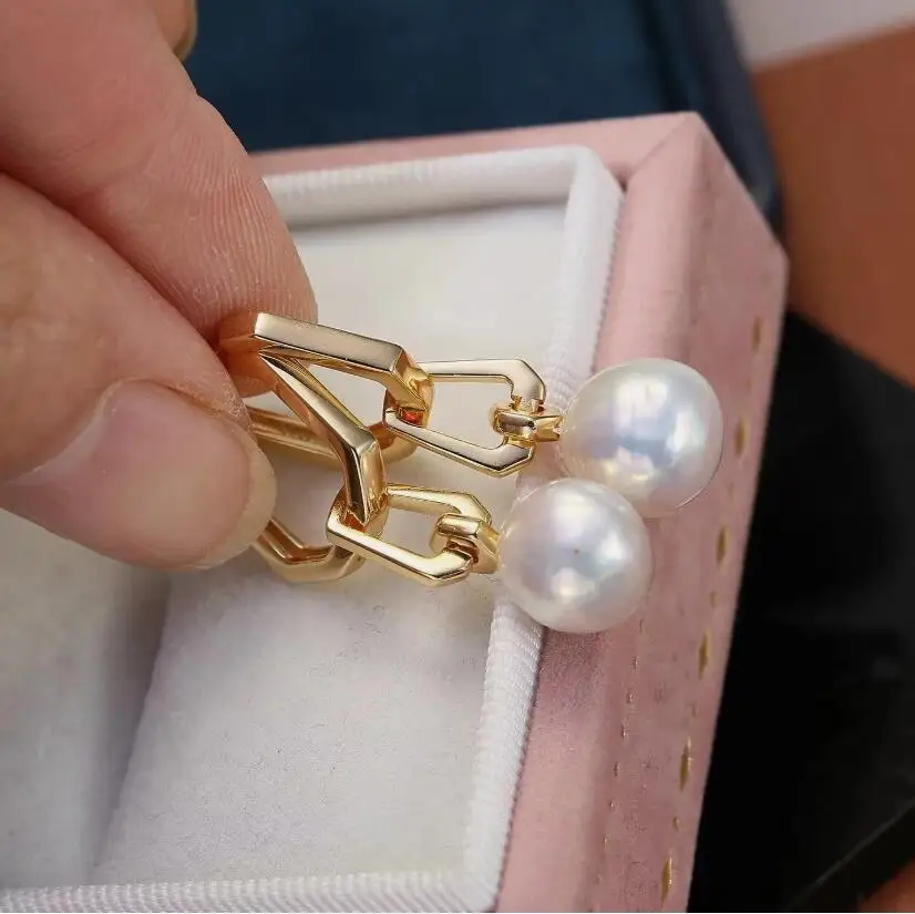 

elegant pair of 10-11mm south sea round white pearl dangle earring 925s