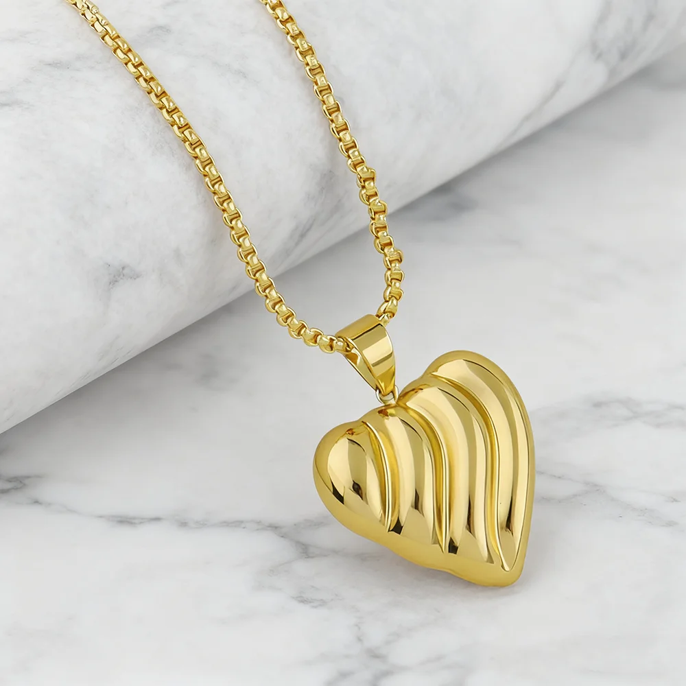 

stainless steel earrings necklace Heart-shaped geometric design 24K Gold-plated Two Piece Jewelry Set gift