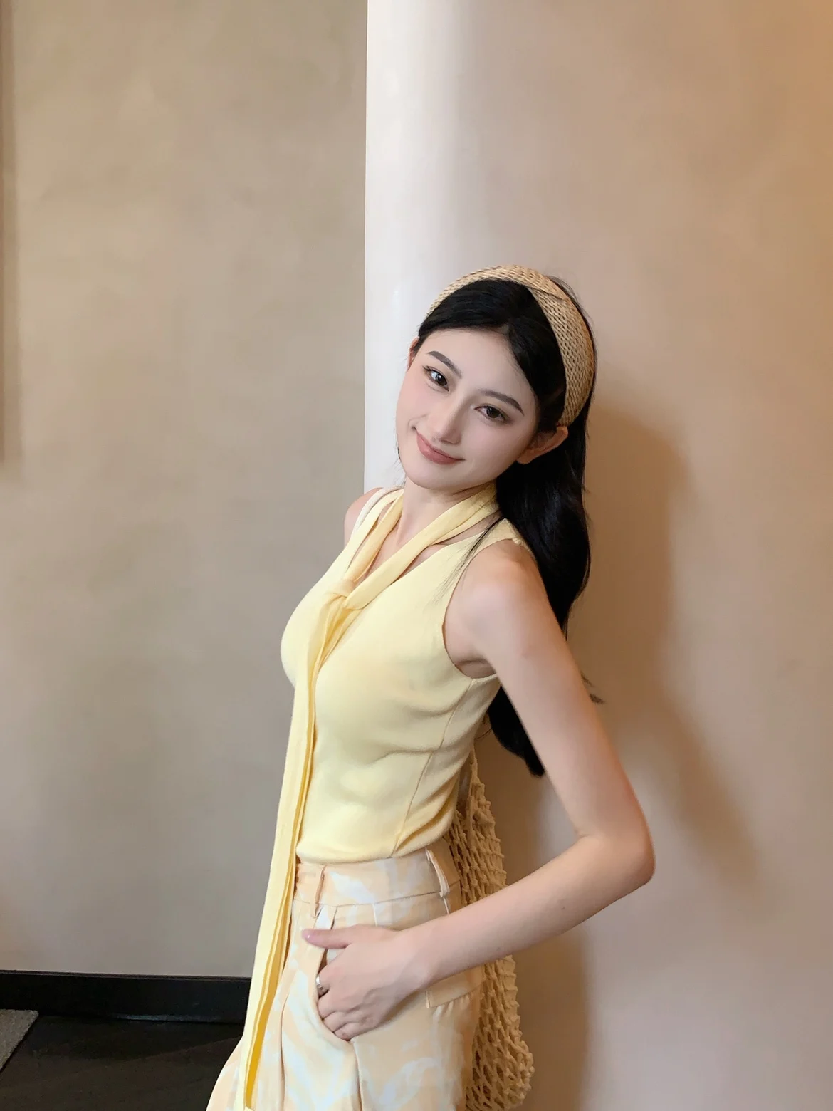 

Изящный топ Golden Girl Pure Desire с V-образным вырезом, без бретелек, облегающий, без рукавов, с эффектом тай-дай, с открытой спиной, сексуальный летний повседневный топ