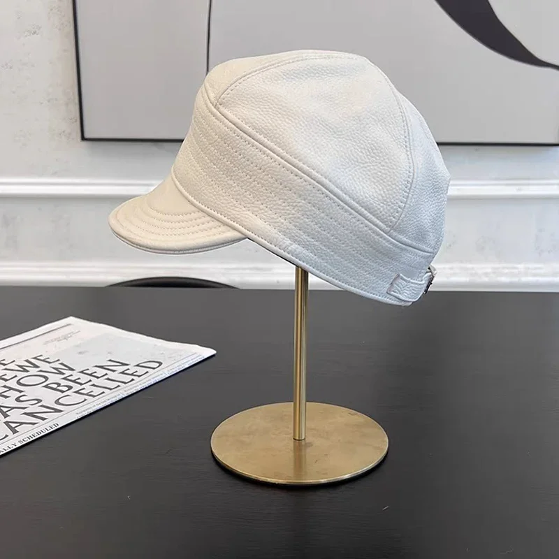 แฟชั่นของแท้หนัง Sheepskin เบสบอลหมวกผู้หญิงหมวกสีดํา/สีน้ําตาล Vintage สุภาพสตรีฤดูหนาวหมวกจิตรกรหมวก