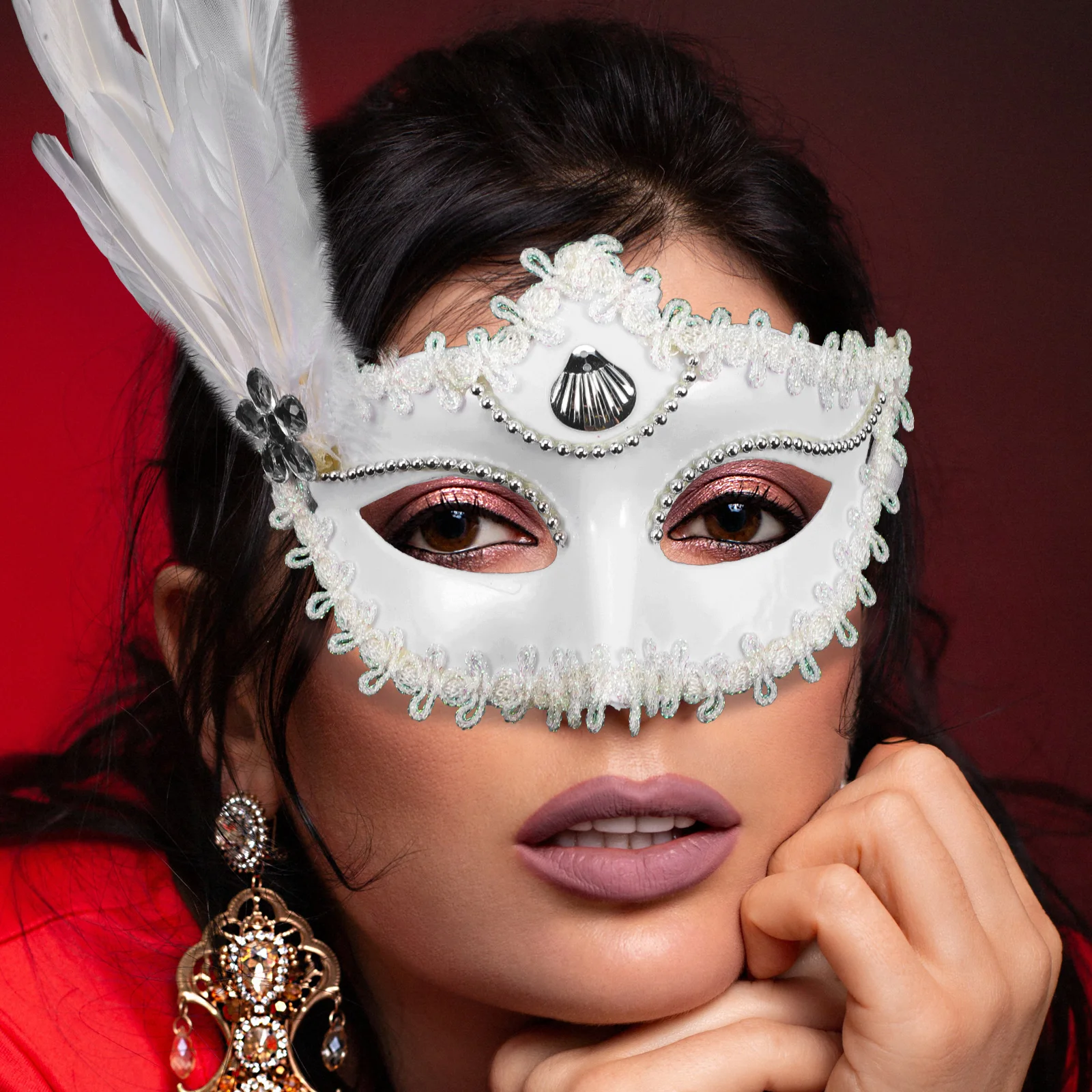 

2pcs Decorative Masks Plastic Lightweight Women Masquerade Carnival Halloween Cosplay Masquerade Plumes Mask Accessories