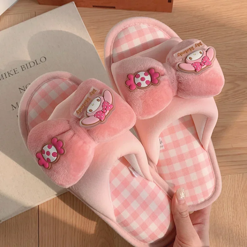 Sanrio Hello Kitty cute sweet warm home women's shoes Kulomie cartoon versatile checked bow plush flat toe slippers