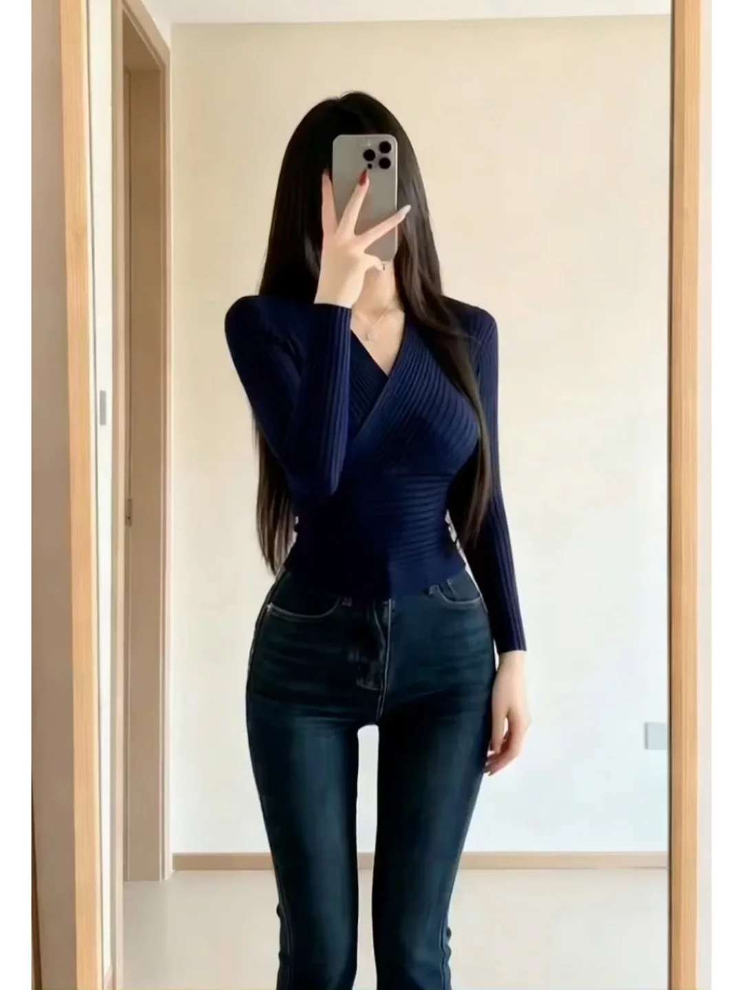 

Sexy Short Knitted Sweater V-Neck Cross Waist Slimming Women's Fashion Spring Autumn Winter Pure Desire Style Top