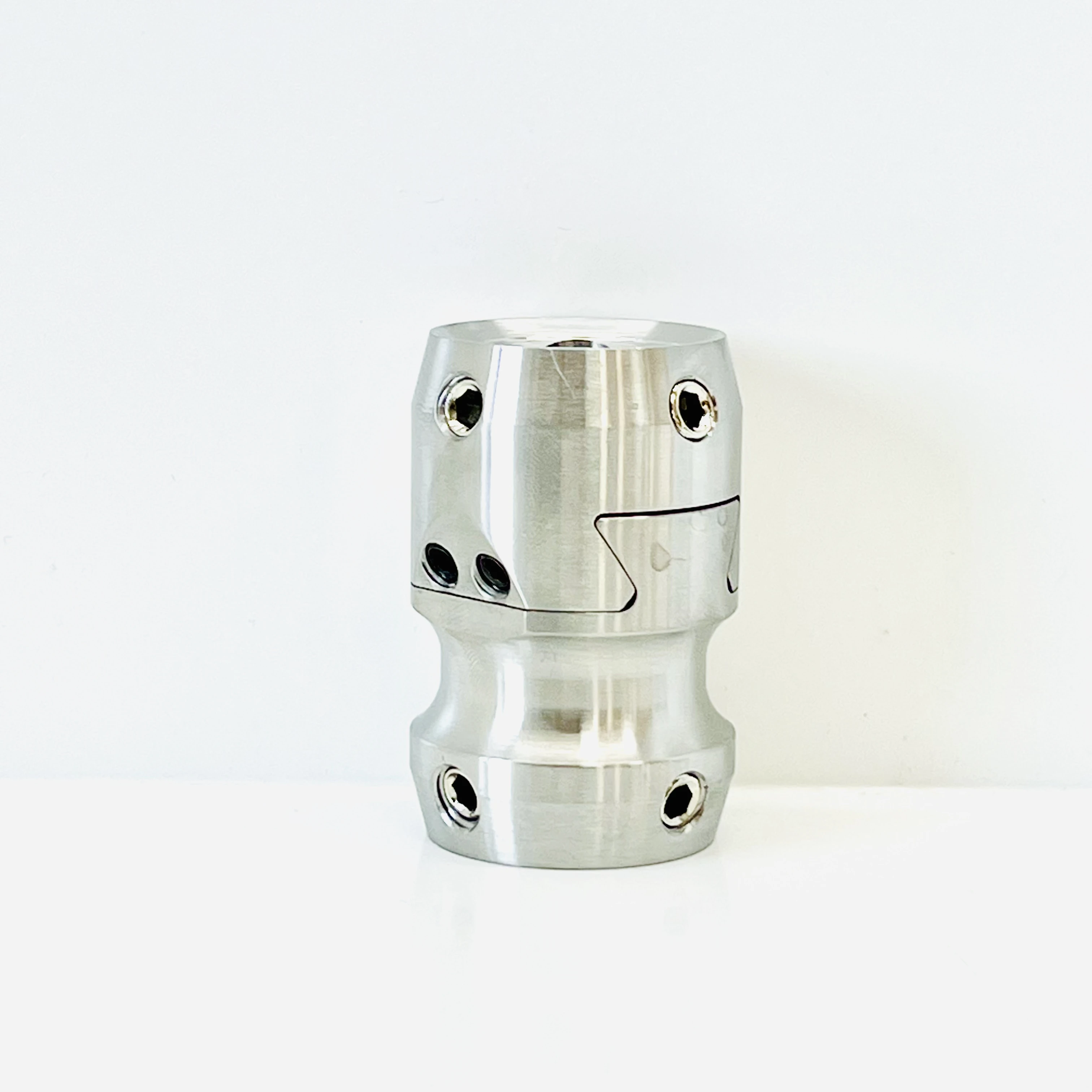 

Prosthetic Leg Parts Titanium Alloy Female Connection Prosthetic Knee Adapter Translatable Double Adapter