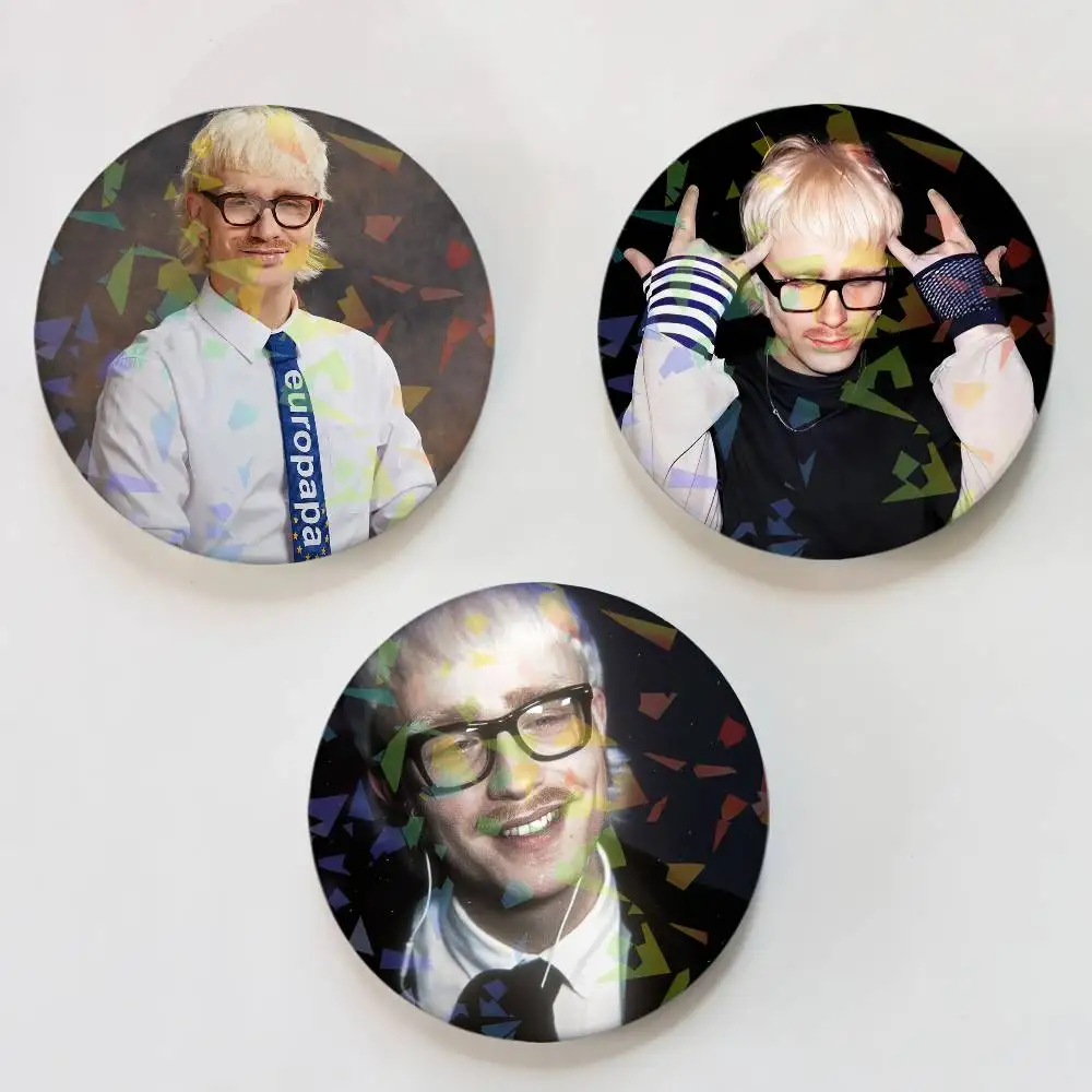 Singer J-Joost Klein Laser Button Pins Backpack Clothing Decor Brooch Fiction Badge Jewelry Gifts
