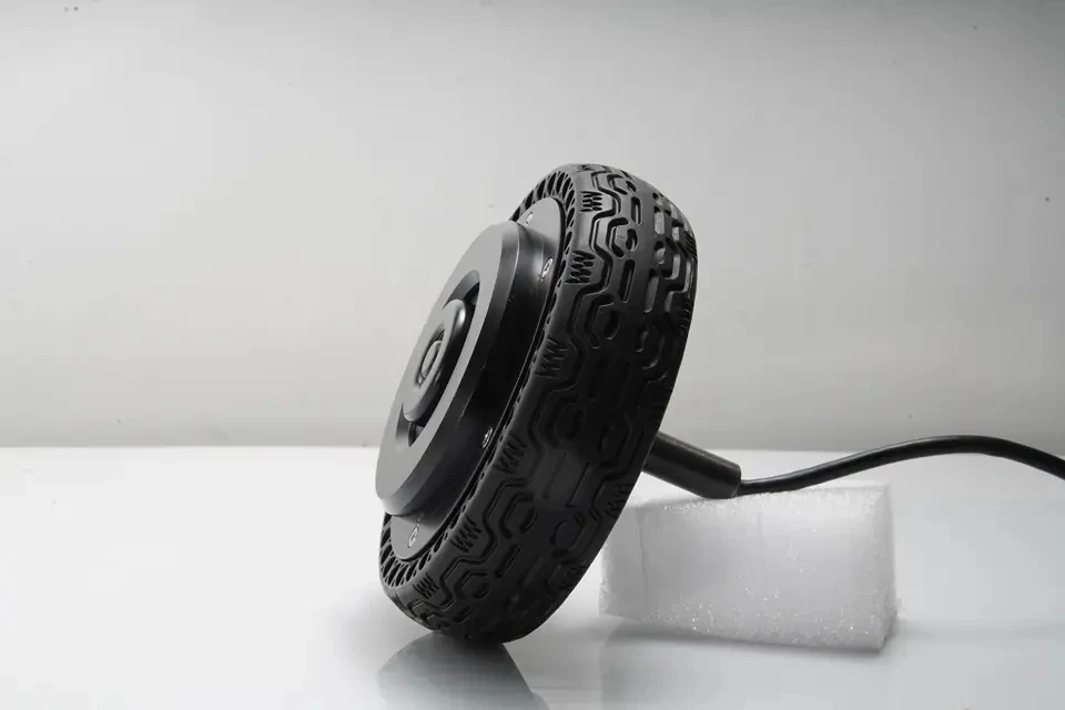 6.5 بوصة 7Nm 24Dc محرك محور عربة كهربائية بدون فرش محرك تيار مستمر محور واحد حزام عجلة كتلة