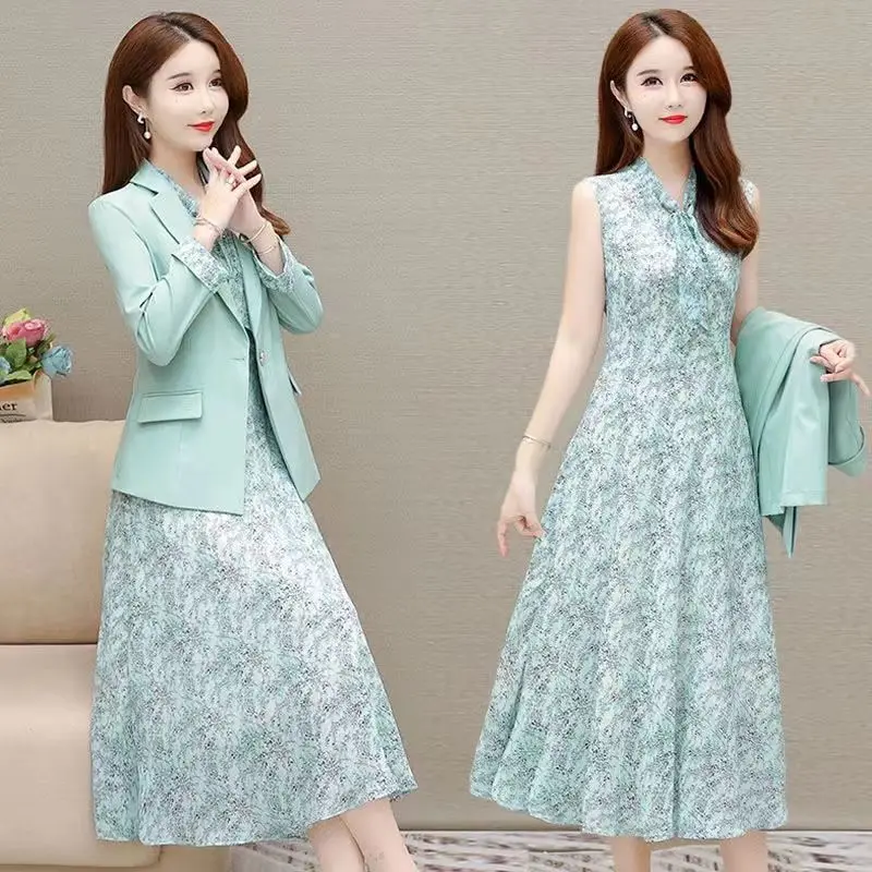 Fragmented Flower Dress Women's Spring/Summer 2023 New Style Small Suit Fashion Temperament Slim Set Skirt 2 Piece Set