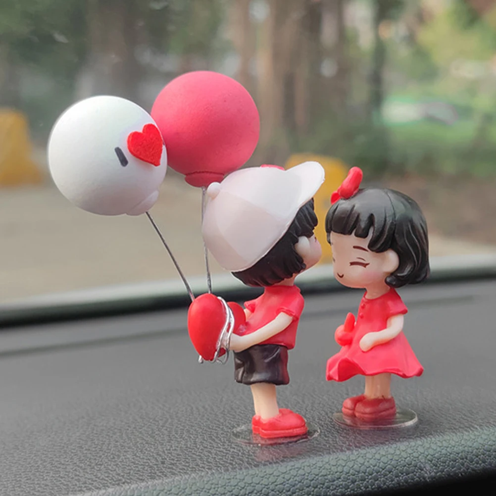 

2pcs Kissing Couple Ornament Cute Decor For Electric Vehicles Adorable Dash Lovely Resin Figures Family Decoration Cool Anime