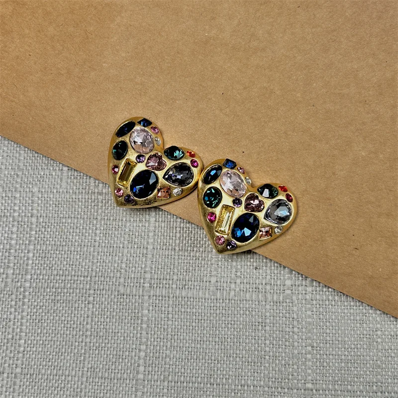 Oscar European and American Retro Brass Heart-shaped Colored Rhinestones Shiny Crystal Color Matching Temperament Ear Clips