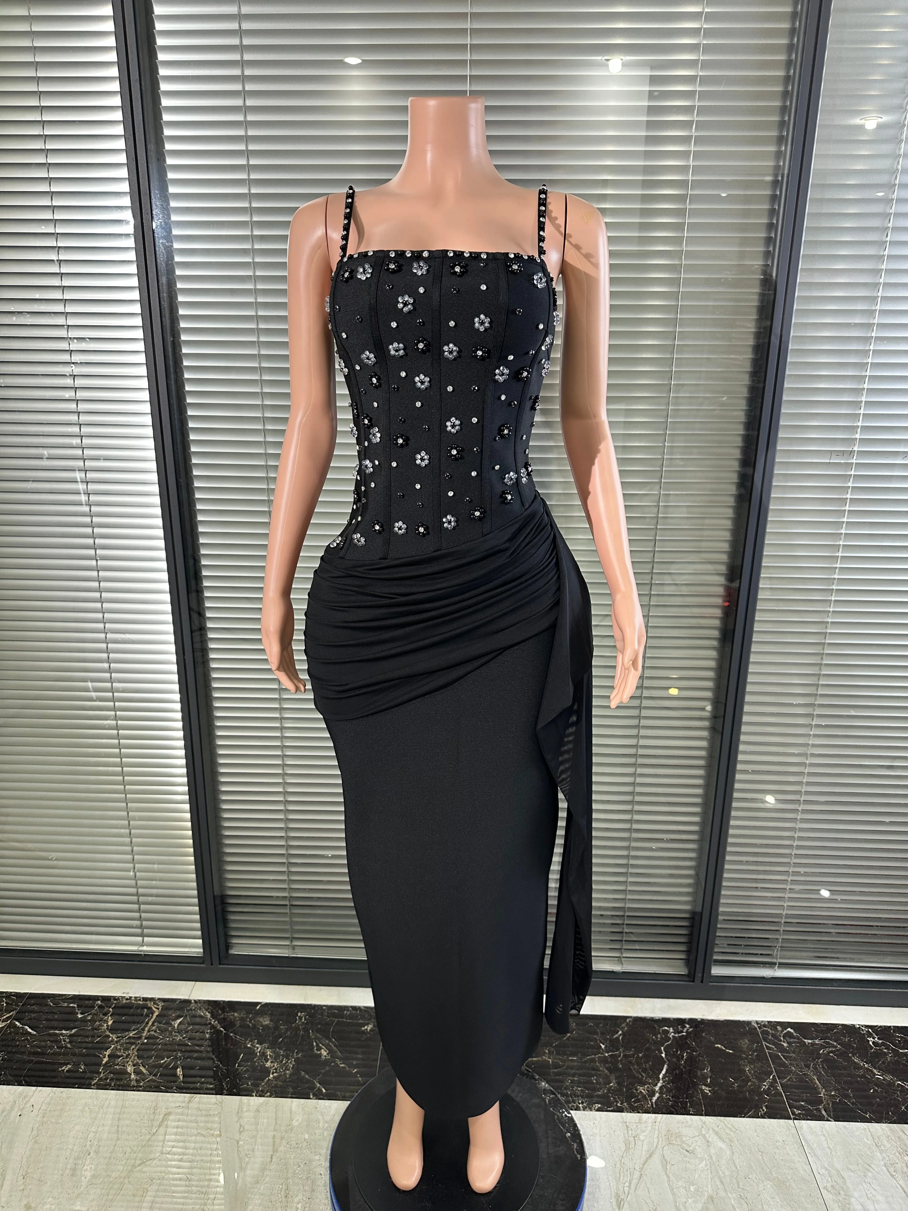 

Elegant Black Spaghetti Strap Maxi Dress Rhinestone Beaded Corset Top Draped Skirt Formal Evening Cocktail Party Prom Dress