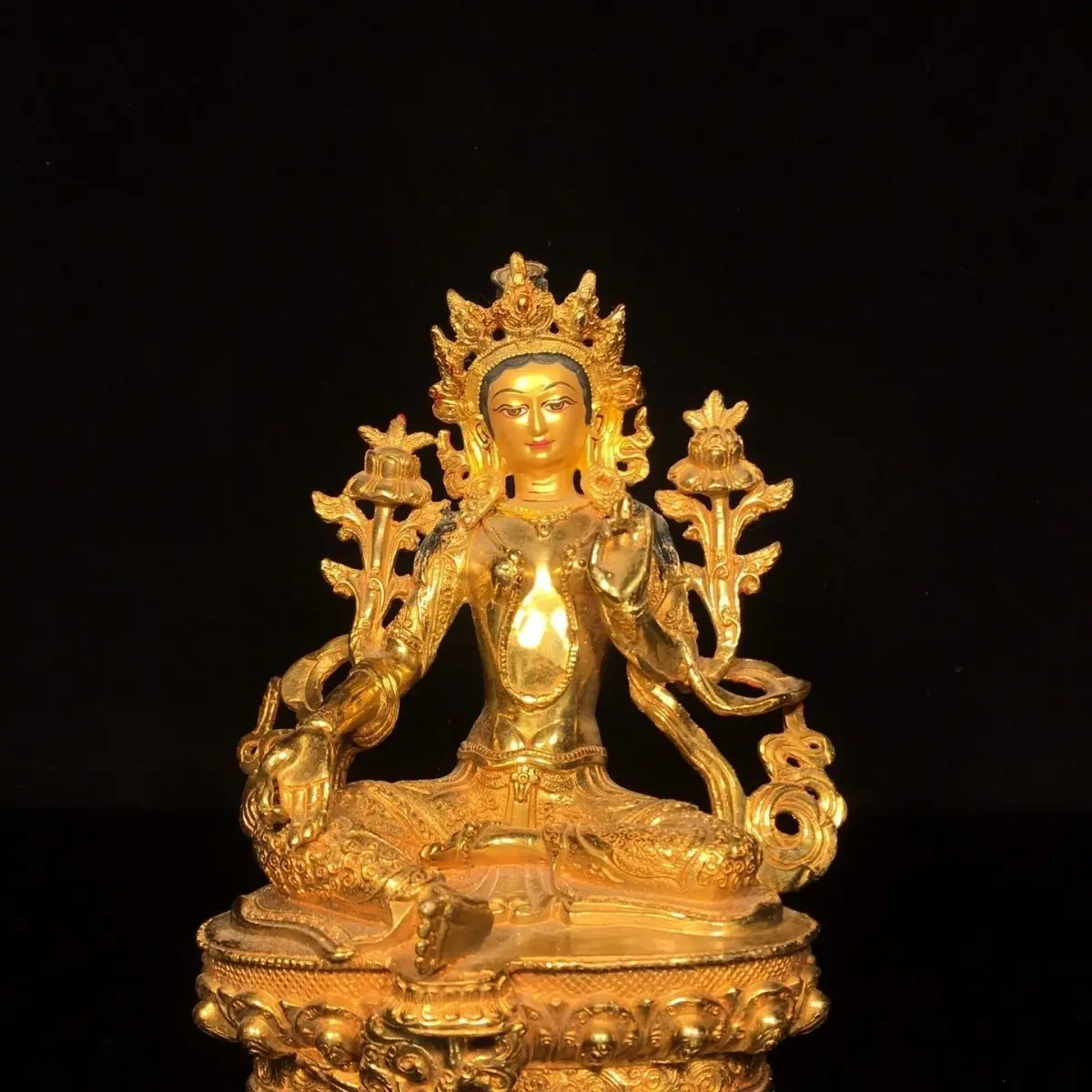 Copper gilt painting face Green Tara width 15.5cm height 20.5cm thickness 10.5cm weight about 1.2kg