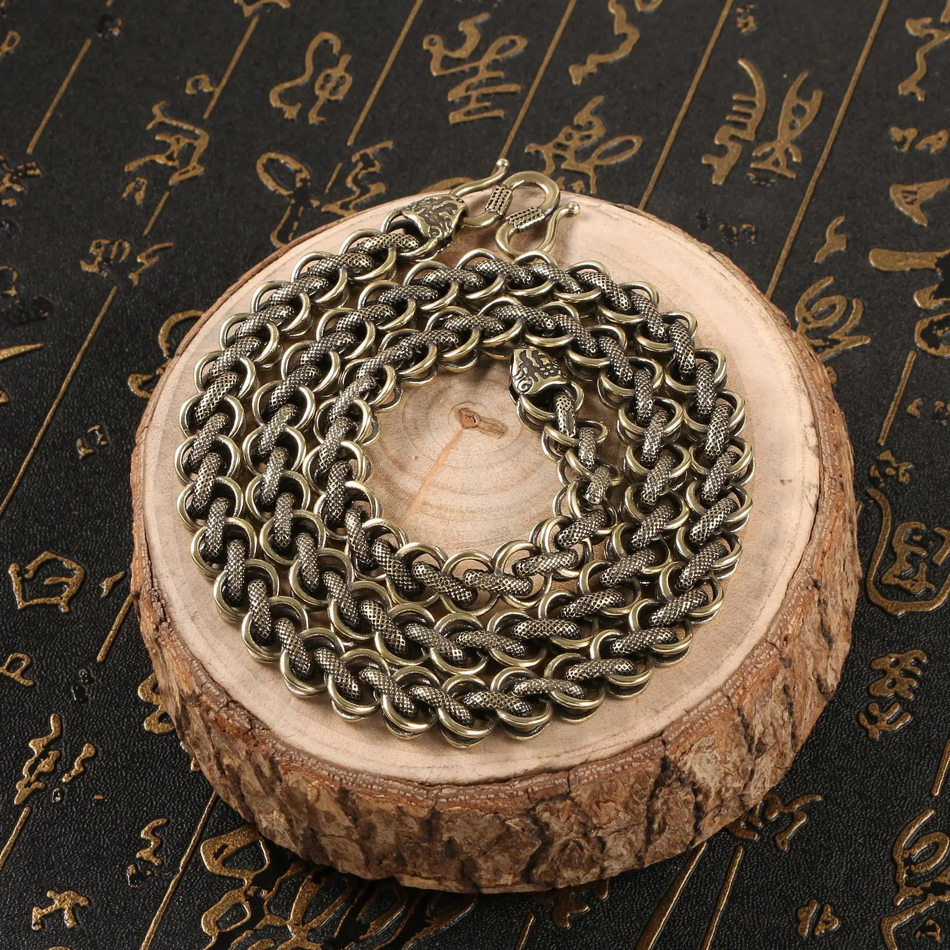 60CM Brass Long Chain Men Necklace Vintage Punk Brass Circle Snake Scale Pattern Flat Necklaces Retro Hip Hop Style Luxury Gift