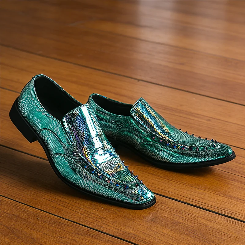 Fashion New Designer Pointed Hip-hop Punk Rivet Wedding Formal Leather Shoes for Men Casual Loafers Homecoming Dress Footwear