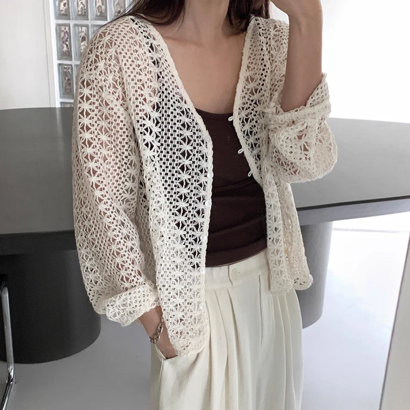 

Liangliang Summer New Sle Heavy Work Hollow out Floral Embroidery Women's ort Outerwear Casual Loose Fit Sun Protection Top